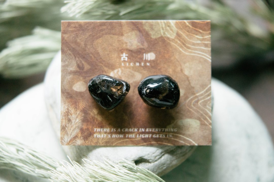 CRACK | 矿物系耳环 |  EARRINGS - 耳环/耳夹 - 玉石 黑色