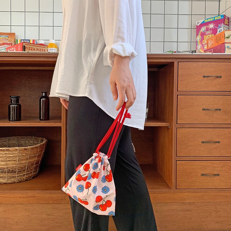 NemoNemo 收纳包_樱桃与雏菊 粉色 - 化妆包/杂物包 - 棉．麻 多色