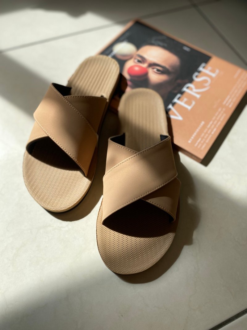 indosole CROSS 环保拖鞋 沙漠棕 女 - 拖鞋 - 环保材料 卡其色