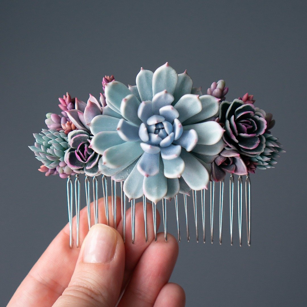 婚礼发梳，缀以拟石莲花“Echeveria Cuspidata Gemulla” - 发饰 - 其他金属 蓝色