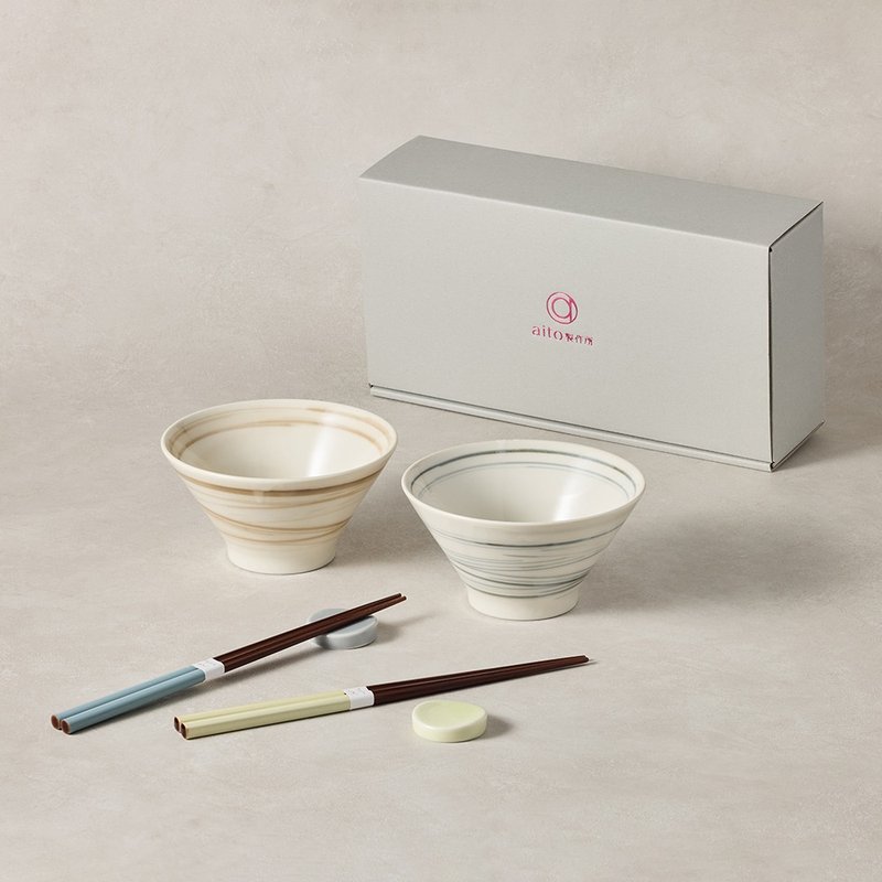 日本美浓烧 - 手绘涡彩对碗礼盒组 - 附筷及筷架 (6 件式) - 碗 - 陶 多色