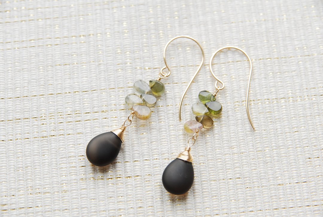 Frost smoky quartz and tourmaline earrings 14kgf - 耳环/耳夹 - 半宝石 咖啡色