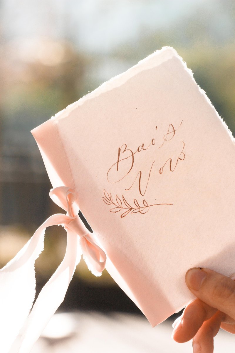 西洋书法婚礼誓词小本 - 卡片/明信片 - 纸 白色