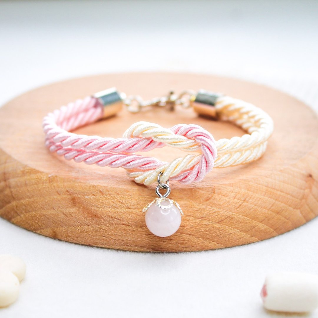Christmas Gift Wrapping Mashmallows Rope Bracelet with Lucky Stone - Beige&amp;Pink - 手链/手环 - 贵金属 多色