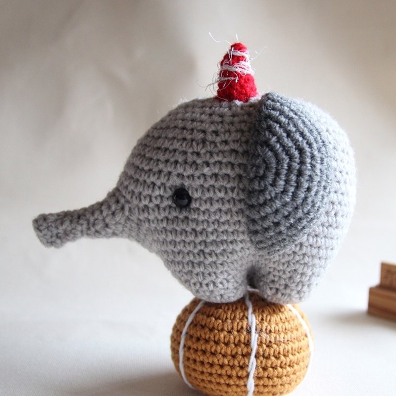 马戏团大象 毛线彩球 手钩玩偶 - 玩偶/公仔 - 聚酯纤维 灰色