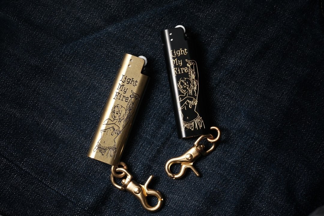 【METALIZE】黄铜打火机套-日本MiWA ROCK & B.B.D.W.联名限定 - 钥匙链/钥匙包 - 铜/黄铜 黑色