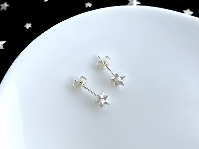 闪耀小星辰耳钉 - 耳环/耳夹 - 纯银 银色