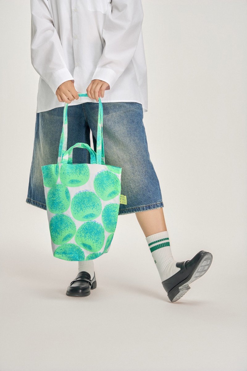 绿苹果图案印花帆布包-中号 - 侧背包/斜挎包 - 棉．麻 绿色