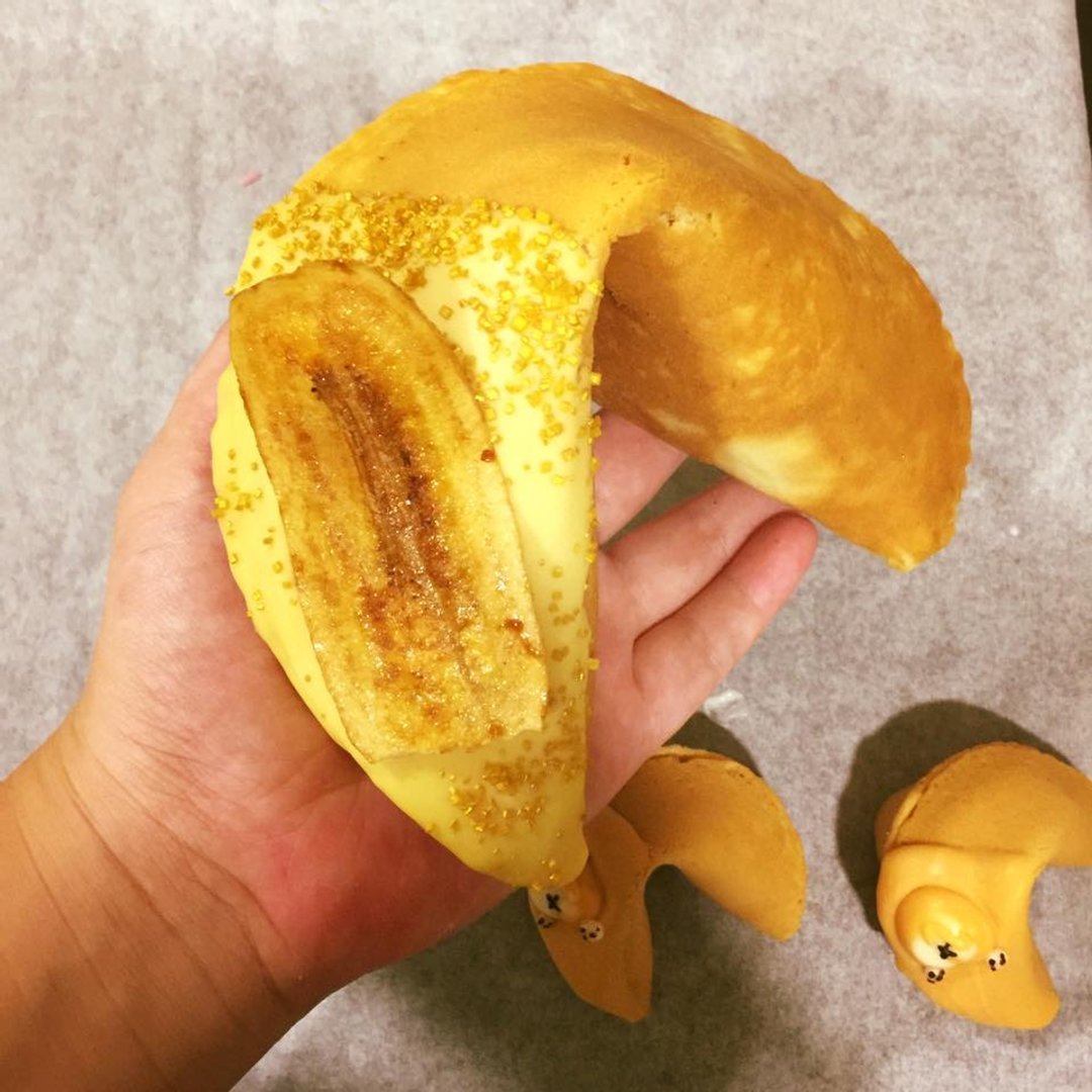 【C.Angel Wedding】香蕉图案 比月饼大的幸运饼 - 手工饼干 - 新鲜食材 黄色