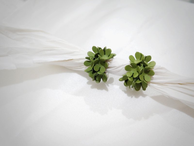 绿之花漾  耳环 耳饰 饰品 银 S925 日系 气质 花环 春天 少女 - 耳环/耳夹 - 银 