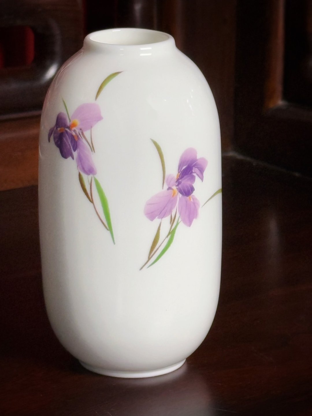 15厘米 四季瓶鸢尾花 - 花瓶/陶器 - 瓷 白色