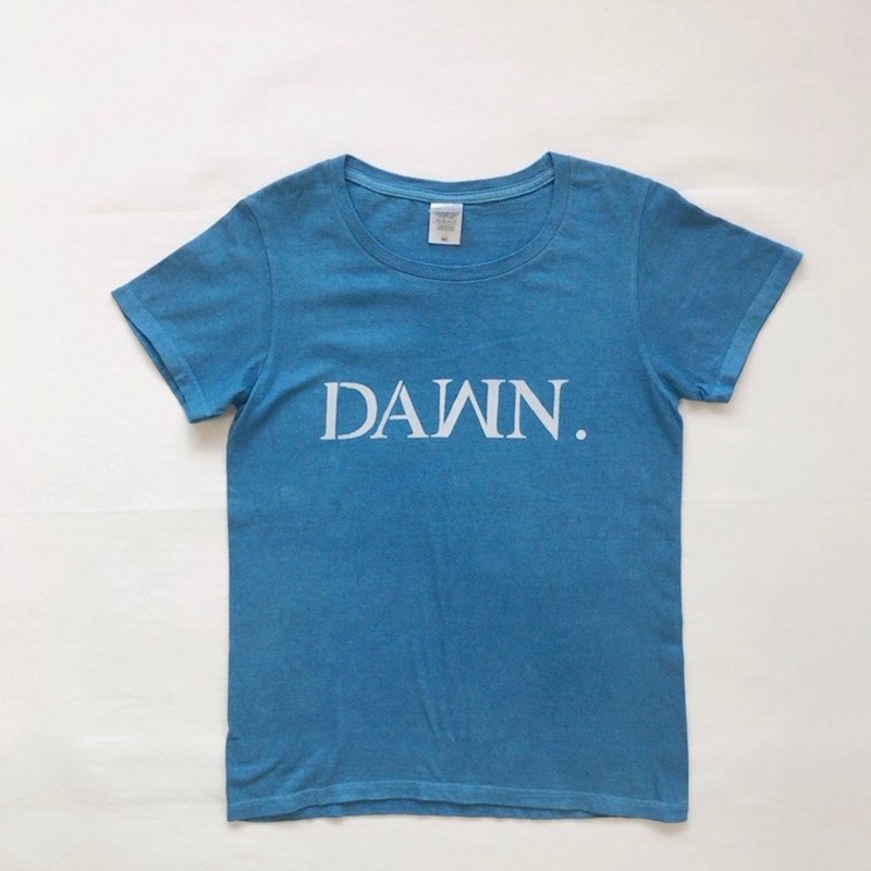 Hand dyed in Japan DAWN TEE Indigo dyed Aizen JAPAN BLUE - 男装上衣/T 恤 - 棉．麻 蓝色