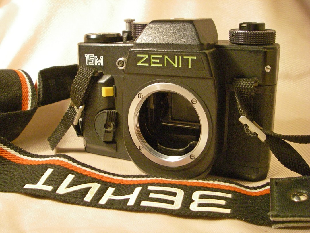 BelOMO ZENIT-15m 35mm 胶片单反相机机身 Pentax M42 镜头卡口 A - 相机 - 其他材质 