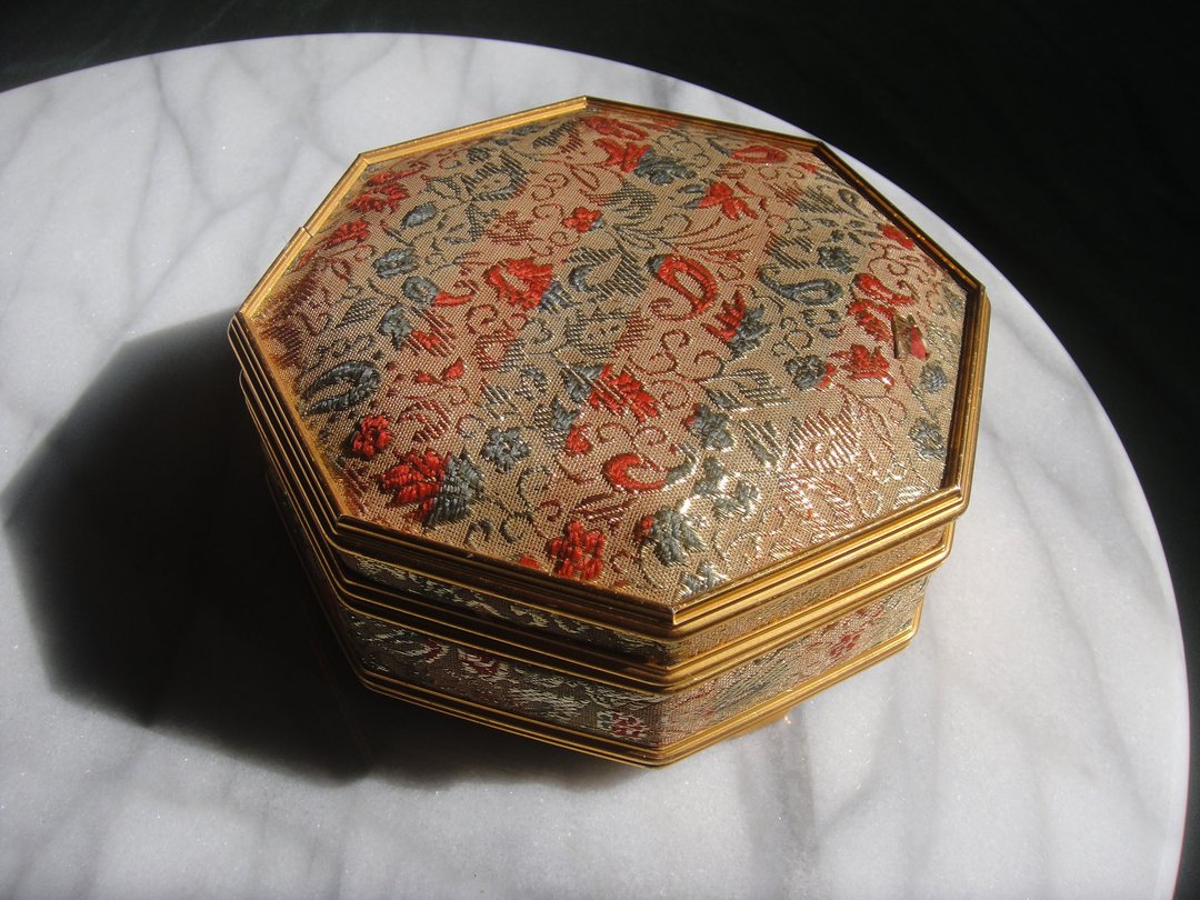 【老时光 OLD-TIME】早期二手台湾制音乐珠宝盒 - 收纳用品 - 其他材质 多色