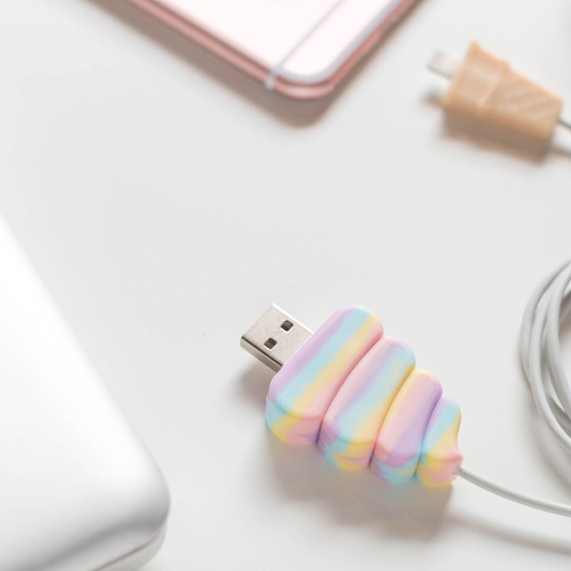 Charger Protector: Soft Serve - 数码小物 - 硅胶 多色