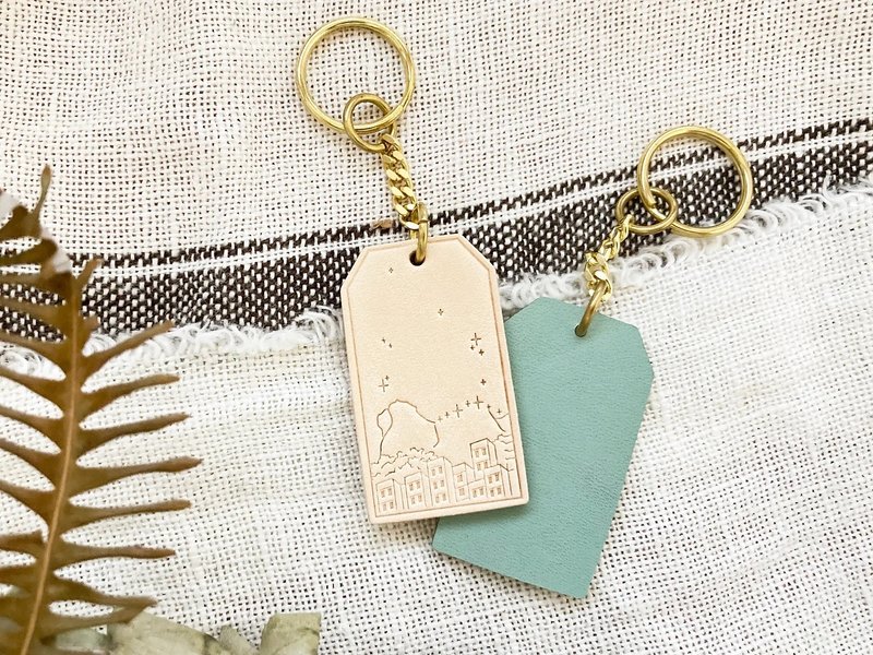 #成品制造 塞拉利昂小御守吊饰 钥匙圈 香港 锁匙扣 手工 LION ROCK - 钥匙链/钥匙包 - 真皮 多色