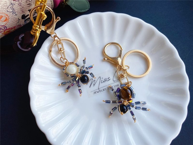 手作 吊坠 蜘蛛 财运亨通 黑曜石 虎眼石 砗磲 钥匙圈 挂饰 - 钥匙链/钥匙包 - 水晶 