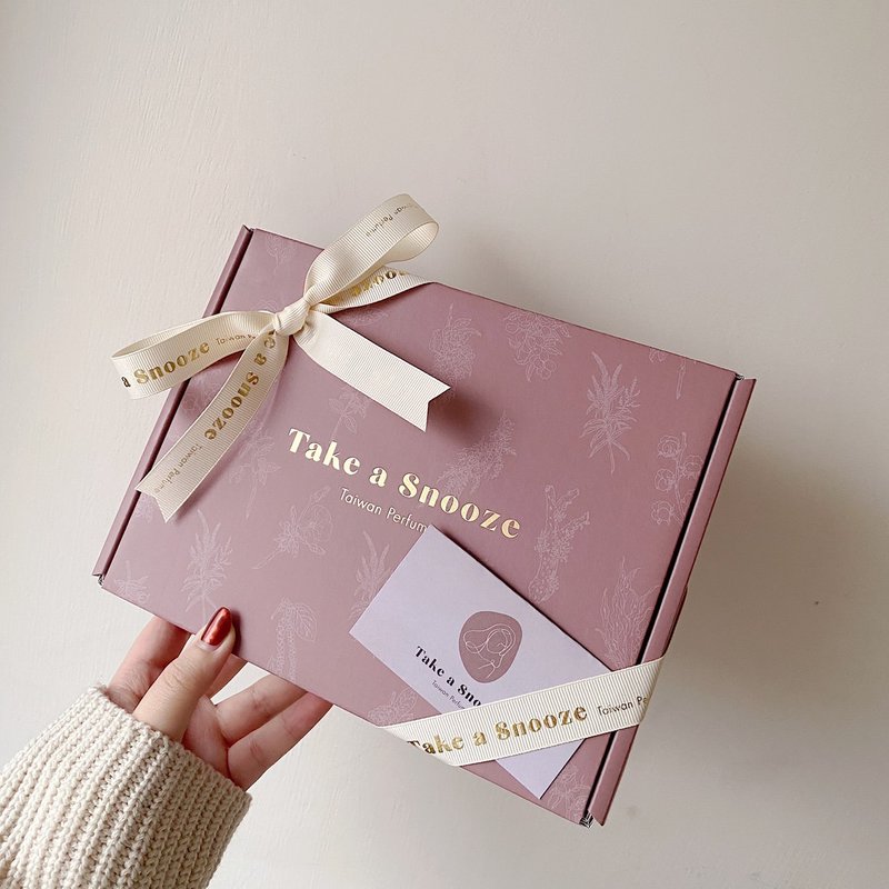 【礼盒】Take a Snooze经典香气香水香膏 花香/经典/自选香气 - 香水/香膏 - 纸 多色