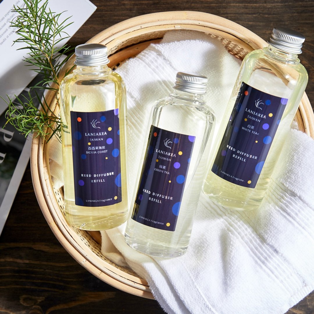 香氛扩香补充瓶 200ml | 附6根扩香棒 | 圣诞 | 交换礼物 - 香薰/精油/线香 - 塑料 白色