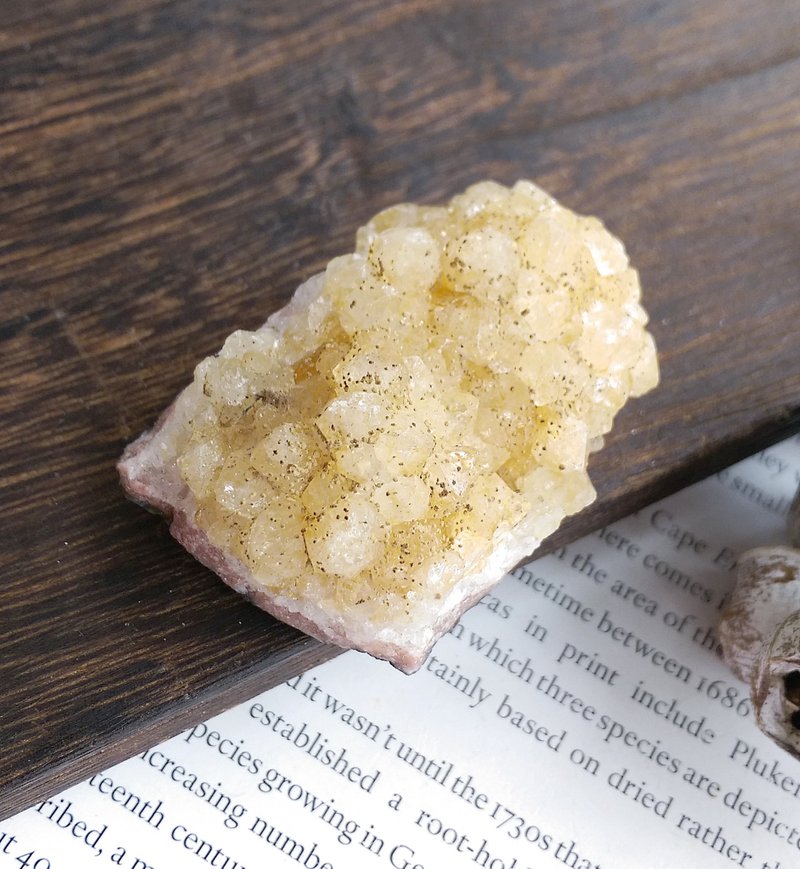 Citrine 巴西产地 原皮黄水晶 小晶簇 天然矿石 原矿 - 摆饰 - 其他材质 