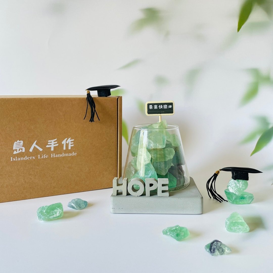 能量扩香水晶山【绿萤石的创造与成长】水晶礼盒-(水泥字要加购) - 香薰/精油/线香 - 水晶 绿色