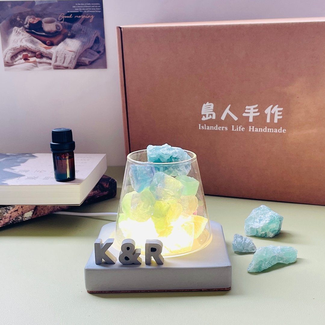 能量扩香水晶山【绿萤石的创造与成长】水晶礼盒-(水泥字要加购) - 香薰/精油/线香 - 水晶 绿色
