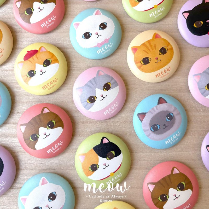 Meow 圆形PU软绵绵猫猫胸针 - 吊饰 - 其他材质 蓝色