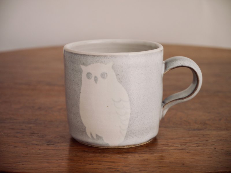 Pottery owl Mug (large) - 咖啡杯/马克杯 - 陶 灰色