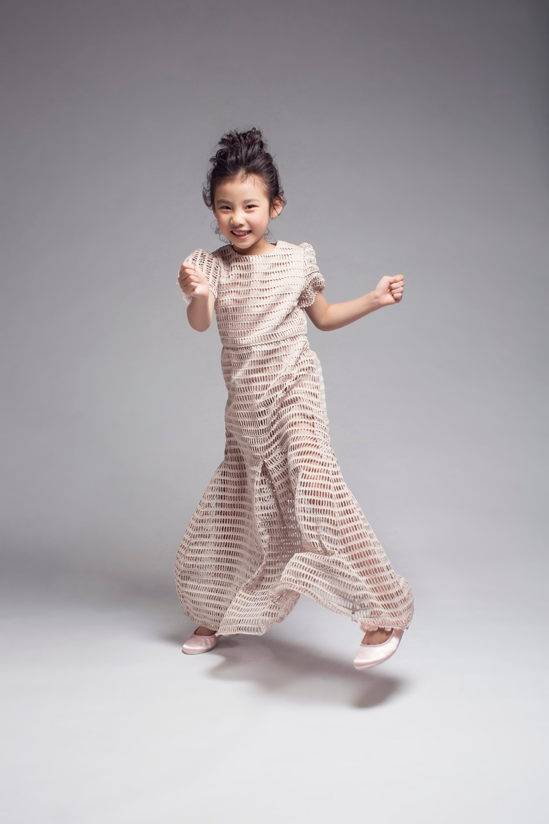 Mesh Dress with Sleeve Detail / SS2018 - 童装礼服/连衣裙 - 其他材质 