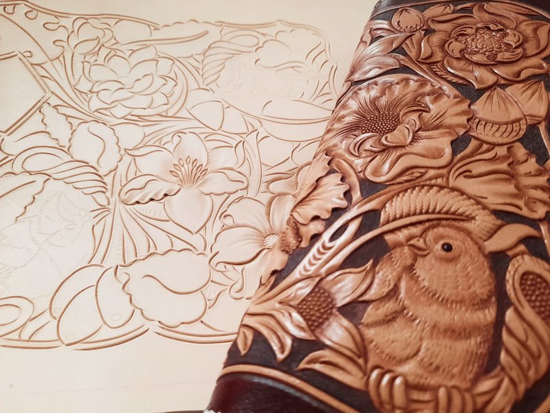 Loup leather art - 手染唐草鸟类雕刻植鞣革长夹 - 皮夹/钱包 - 真皮 