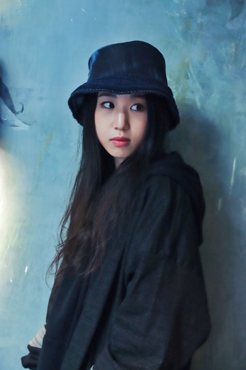LNN List New Notions Bucket Hat 双面渔夫帽 | 深蓝顶扎染蓝边 - 帽子 - 棉．麻 蓝色