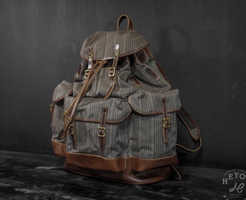 Explorer Backpack 三口袋后背包 复古直纹款 - 后背包/双肩包 - 棉．麻 多色