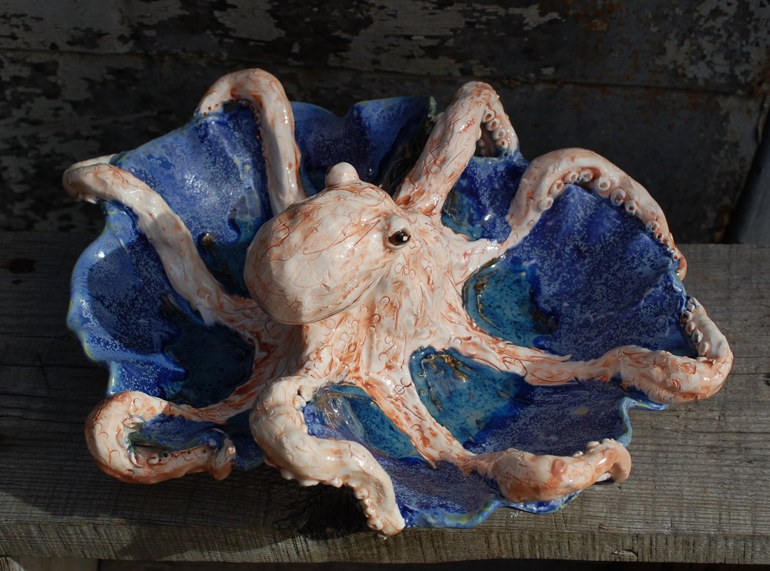 Blue Ceramic bowl Octopus figurine Serving Dish Handmade bowl Partitioned dish - 碗 - 陶 多色