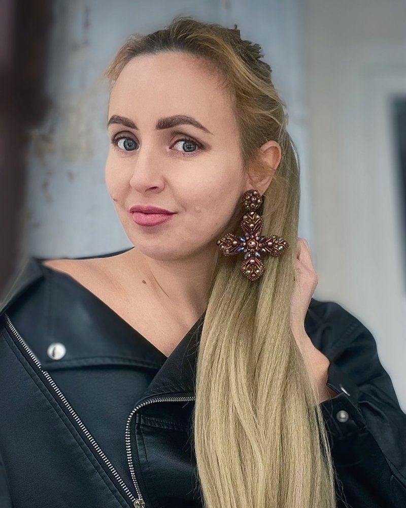 多功能、优雅的个性耳环套装，配有迷人的装饰 - 耳环/耳夹 - 其他材质 咖啡色