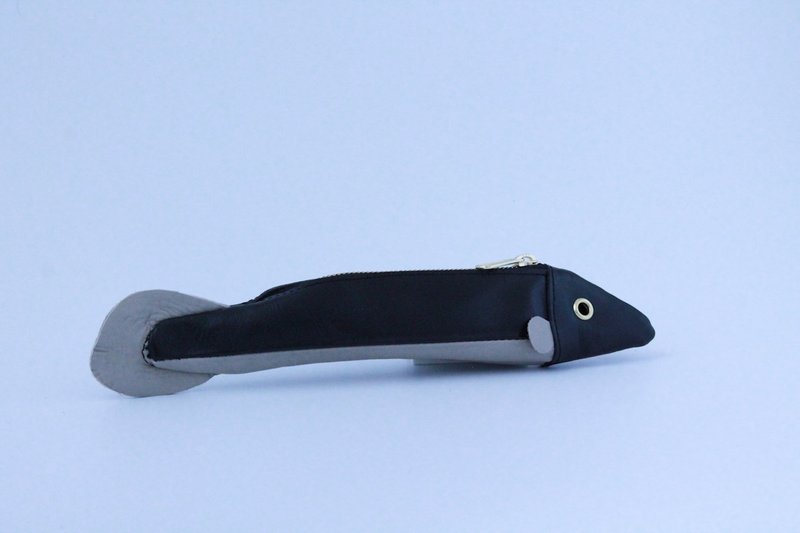 鳗鱼铅笔盒 - 化妆包/杂物包 - 真皮 黑色