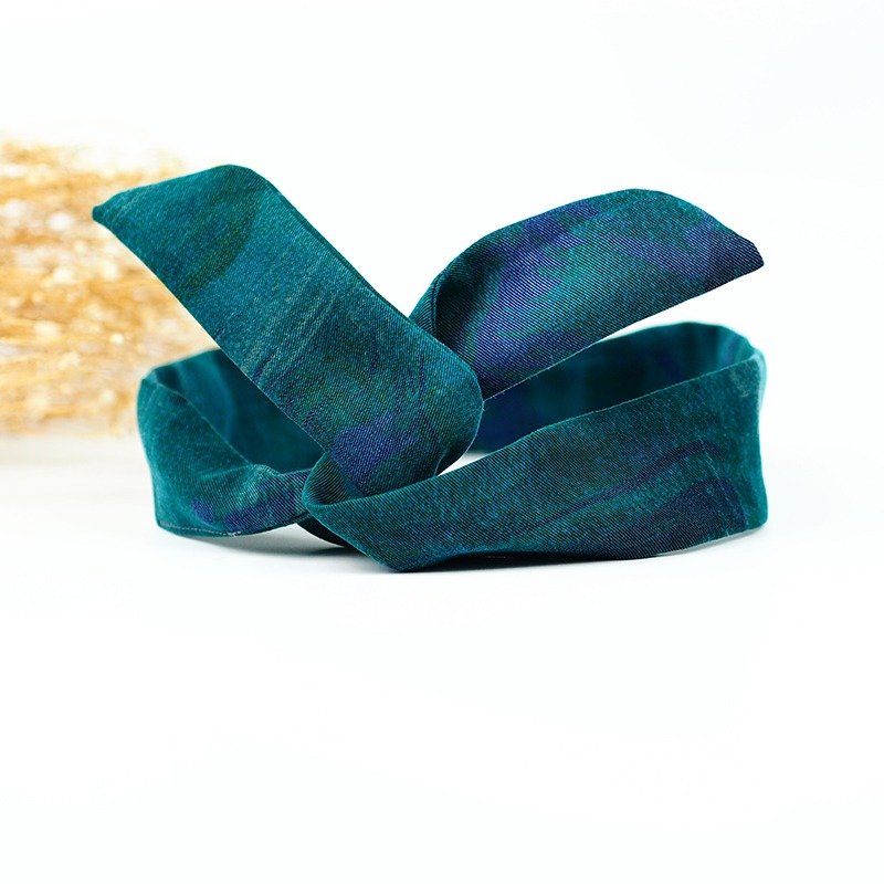 小牛村 Calf Village 手工发饰 铝线发带 多元造型 细致高质感 耐看超百搭 {高纯度} 浓蓝绿【A-109】独家古布 - 发饰 - 丝．绢 绿色