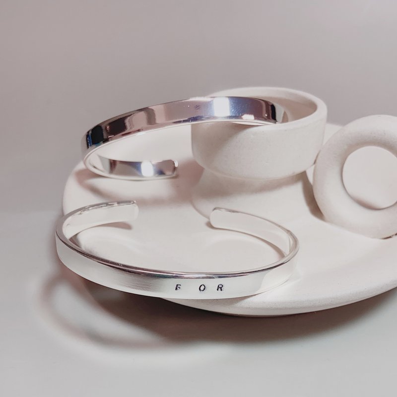 礼物 定制化 祝福 银手环 C型 可刻名字数字图案_中中款 情侣 - 手链/手环 - 其他金属 银色