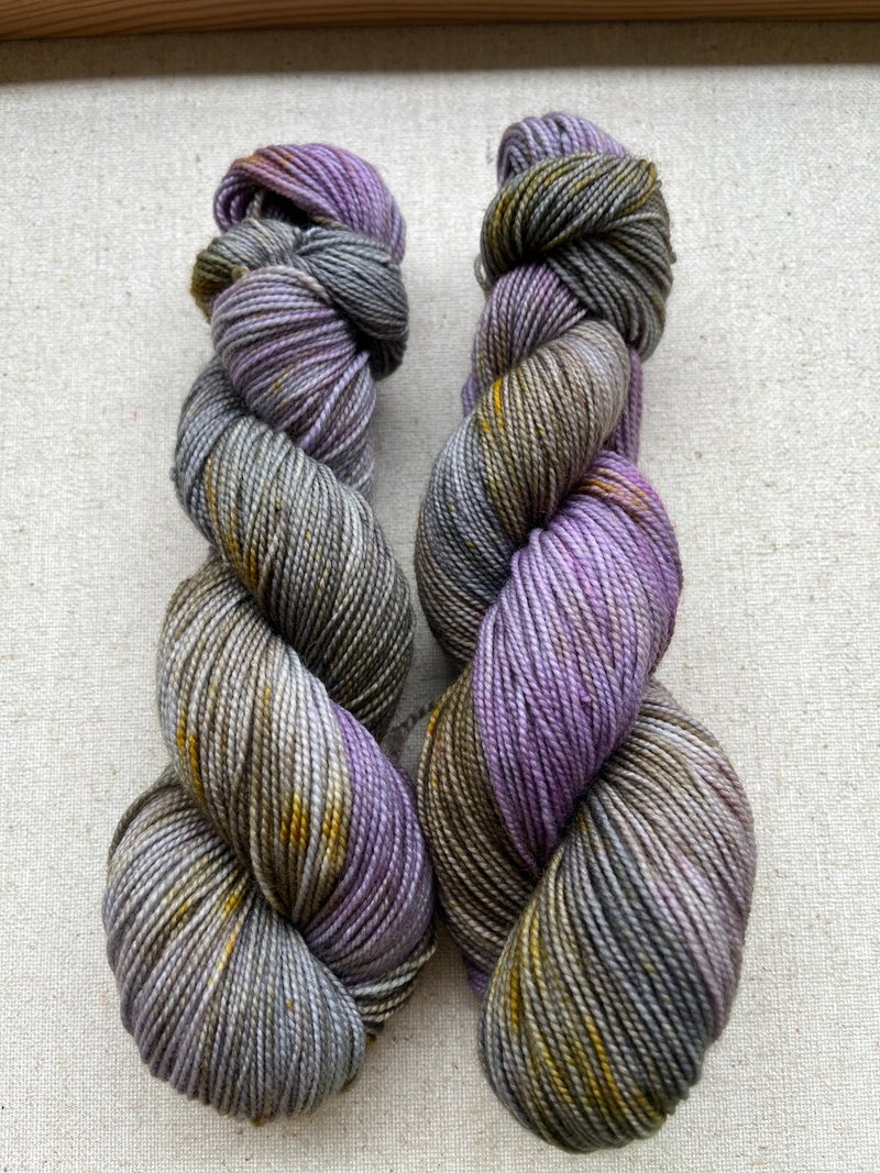 手染羊毛线-星夜 - 编织/刺绣/羊毛毡/裁缝 - 羊毛 紫色