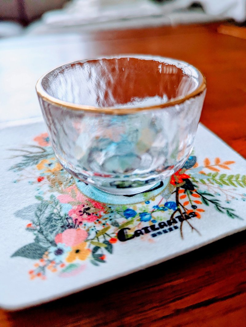 金边杯 优雅茶杯 清酒杯 附花草杯垫 - 酒杯/酒器 - 玻璃 金色