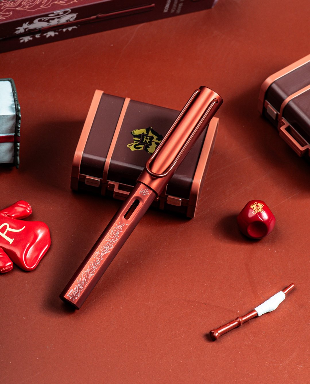 【雷雕刻字】LAMY 钢笔 限量/AL star-Harry Potter葛莱芬多 红色 - 钢笔 - 铝合金 红色