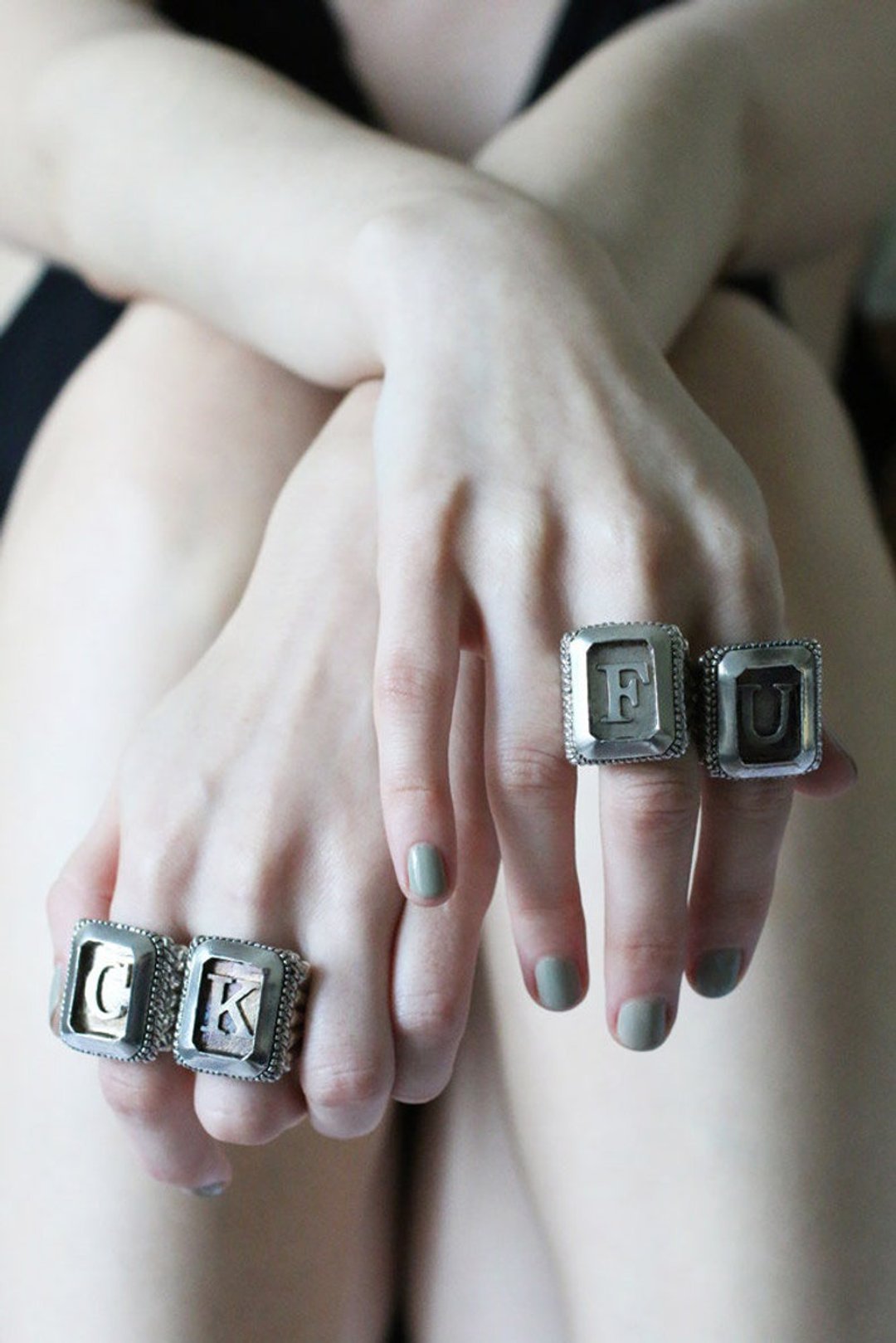 A-Z Alphabet Rings Collection by DEFY V.2 - 戒指 - 其他金属 金色