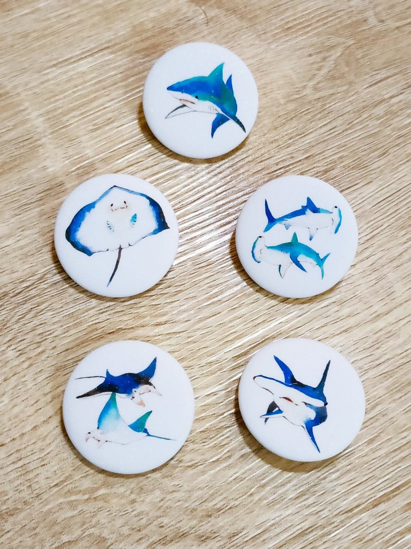 鲨鱼/魟鱼/双头鲨/海豚/小白鲸海洋生物闪膜别针 - 徽章/别针 - 其他材质 蓝色