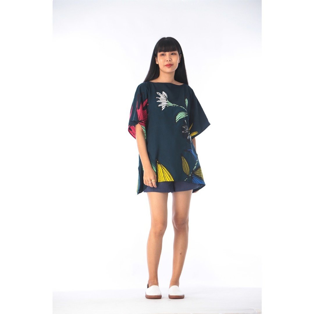 Poncho Blouse Cotton Silk Hand Painted for Summer resort vac - 女装上衣 - 棉．麻 蓝色