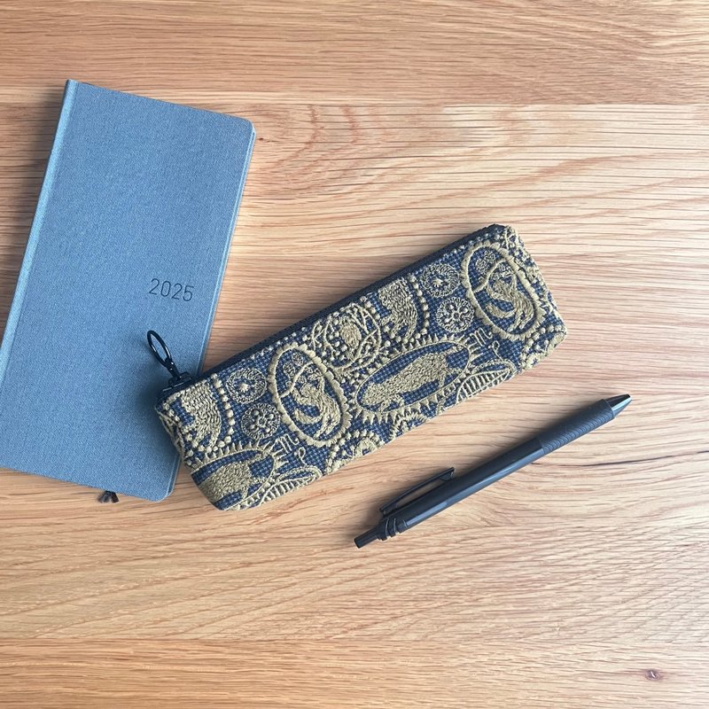 mina perhonen jungle relief 纤细型笔袋 - 铅笔盒/笔袋 - 棉．麻 咖啡色