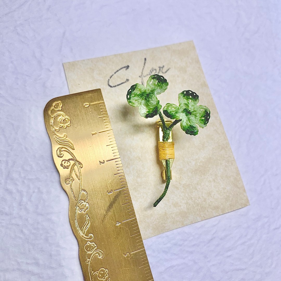 White Clover • 白诘草 四叶草 钩花编织 胸针 襟花 扣针 定制 - 胸针 - 棉 绿色