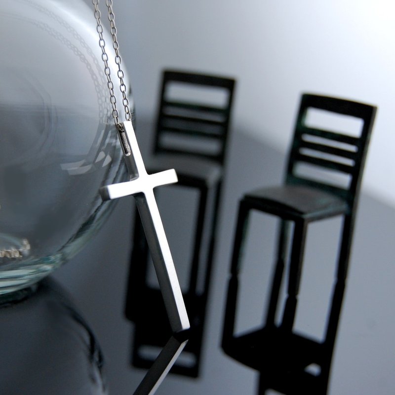 经典素面十字架 - L (银项链) - 项链 - 纯银 