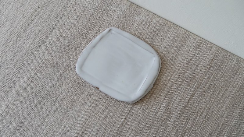 质感陶器 / 雾白色摆盘 - 摆饰 - 陶 