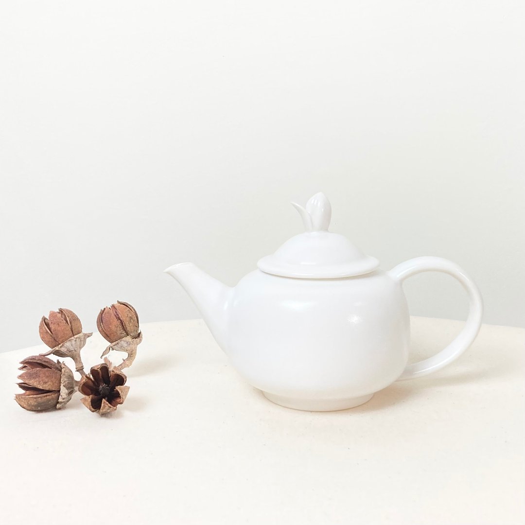 【订制款】白瓷英式红茶壶-花草盖钮 - 茶具/茶杯 - 瓷 白色