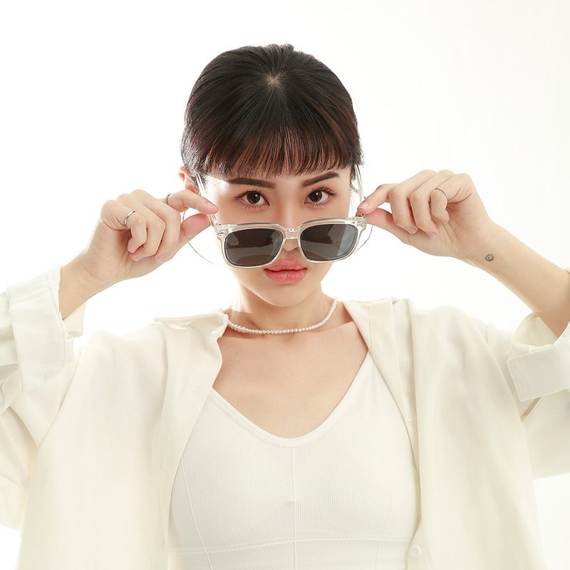 【ASLLY】透明TR90偏光墨镜 极轻抗UV400 都会户外眼镜 - 墨镜 - 塑料 黑色