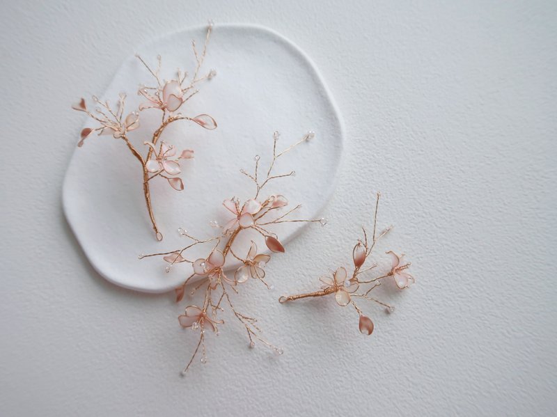 小女人 系列 - 手作新娘 发饰 新娘头饰/闺蜜 伴娘 - 发饰 - 树脂 粉红色